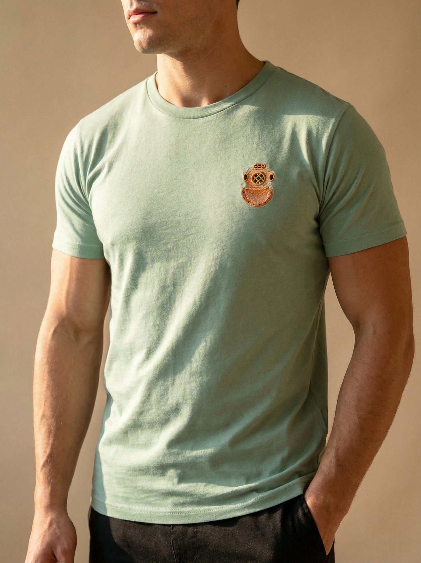 Diving Helmet - Embroidery Tee