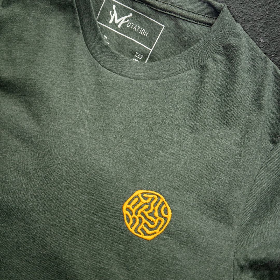 Turing Pattern - Embroidery T-Shirt