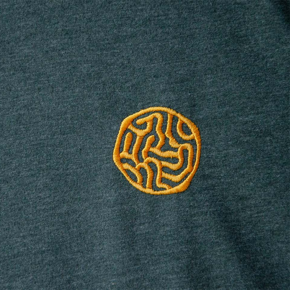 Turing Pattern - Embroidery T-Shirt